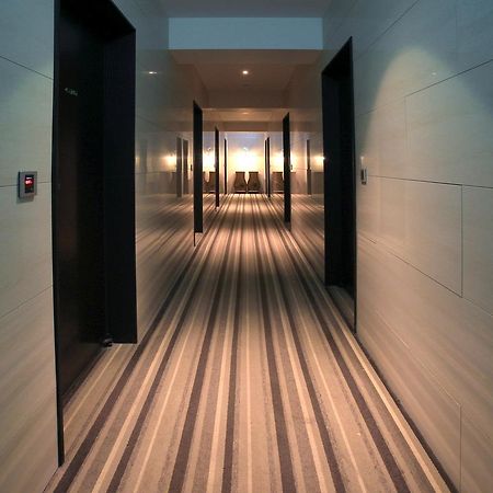 Suwon Top Cloud Hotel ภายนอก รูปภาพ