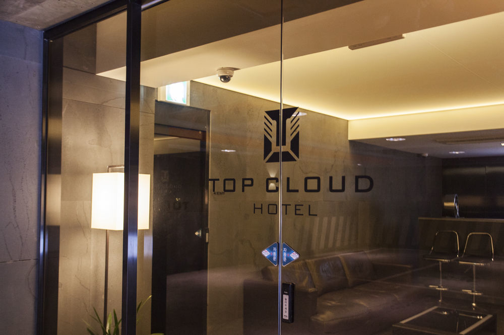 Suwon Top Cloud Hotel ภายนอก รูปภาพ