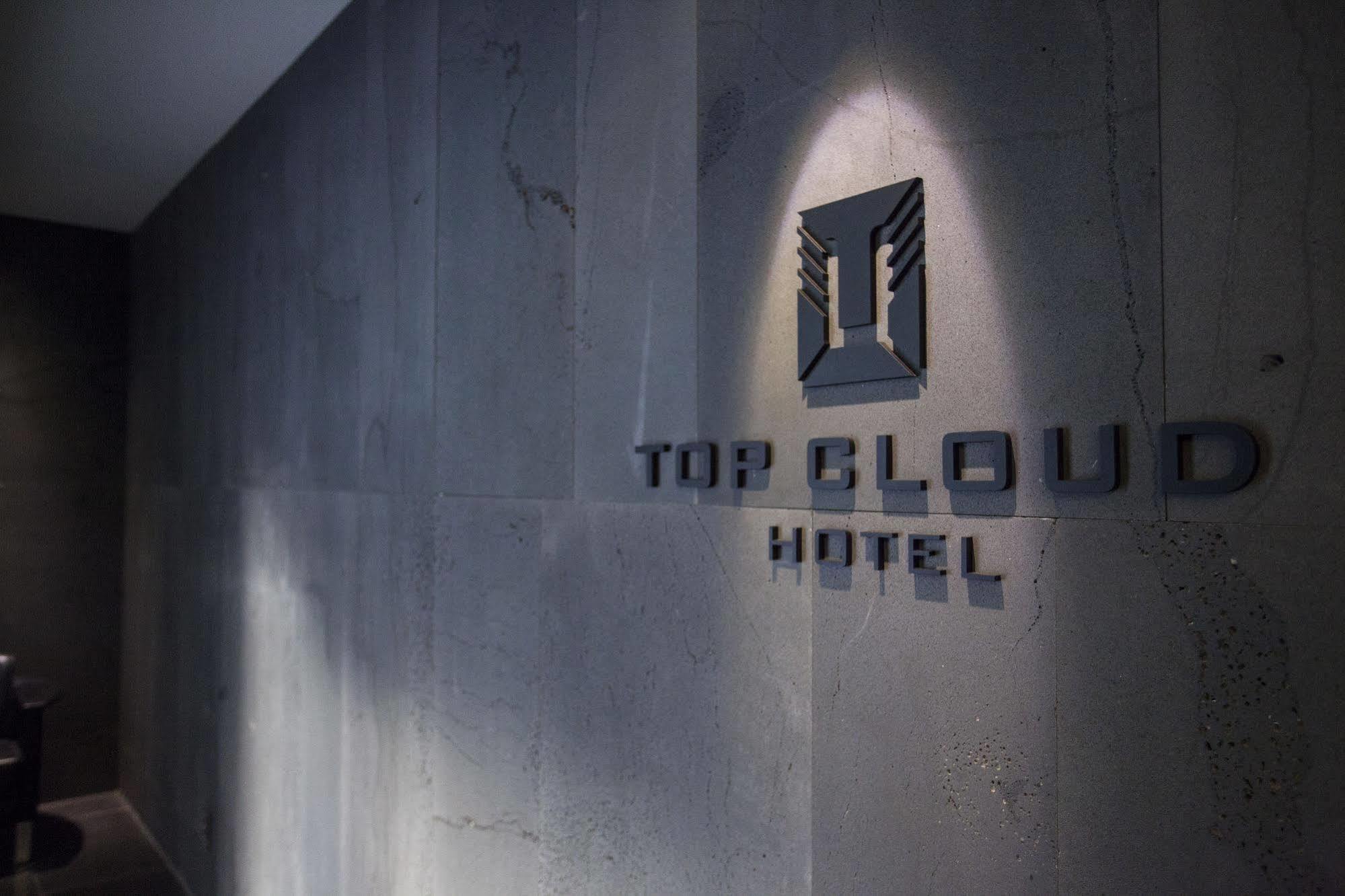 Suwon Top Cloud Hotel ภายนอก รูปภาพ